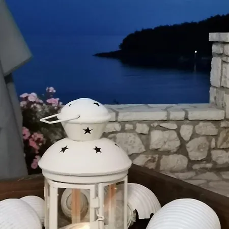 Dina'S Apartment Himare Exterior photo