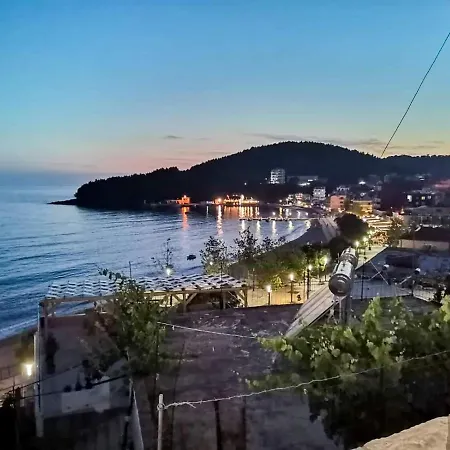 Dina'S Apartment Himare Exterior photo
