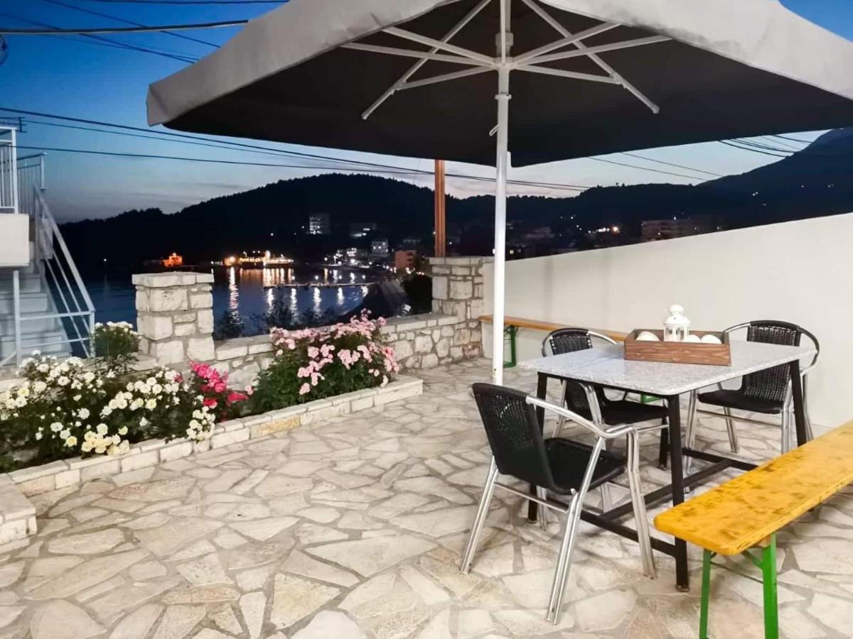 Dina's Apartment Himare